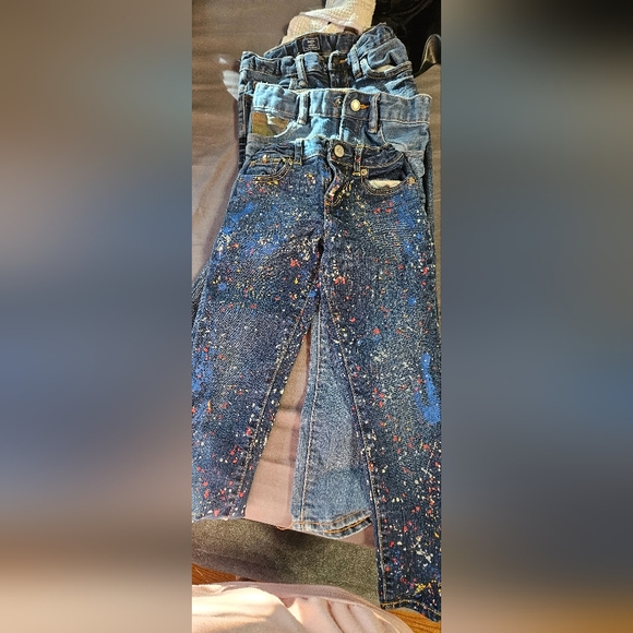 Jeans - Picture 1 of 8